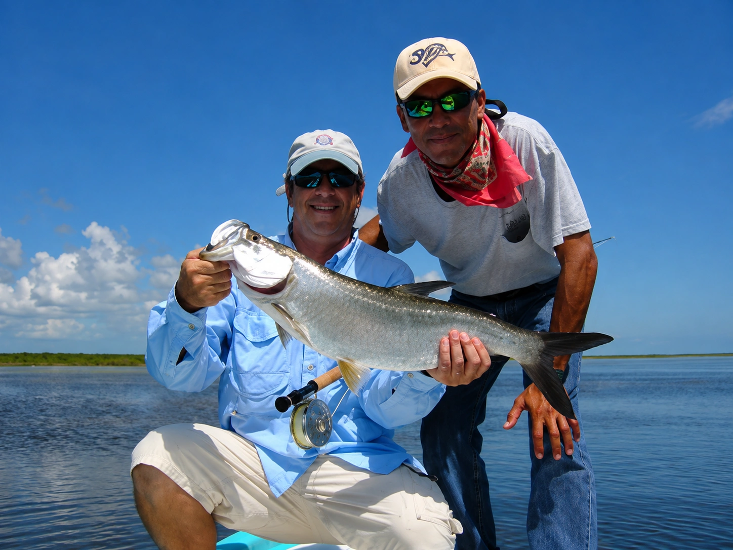 Guide Enrique Trinidad with a Tarpon catch in Isla Blanca